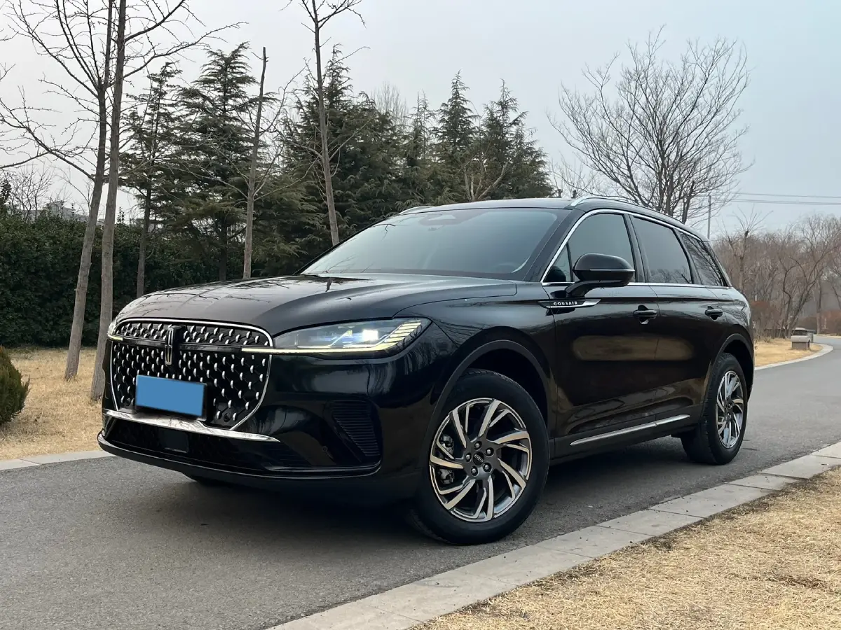 2023 Lincoln Corsair 2.0T 261HP L4 8AT