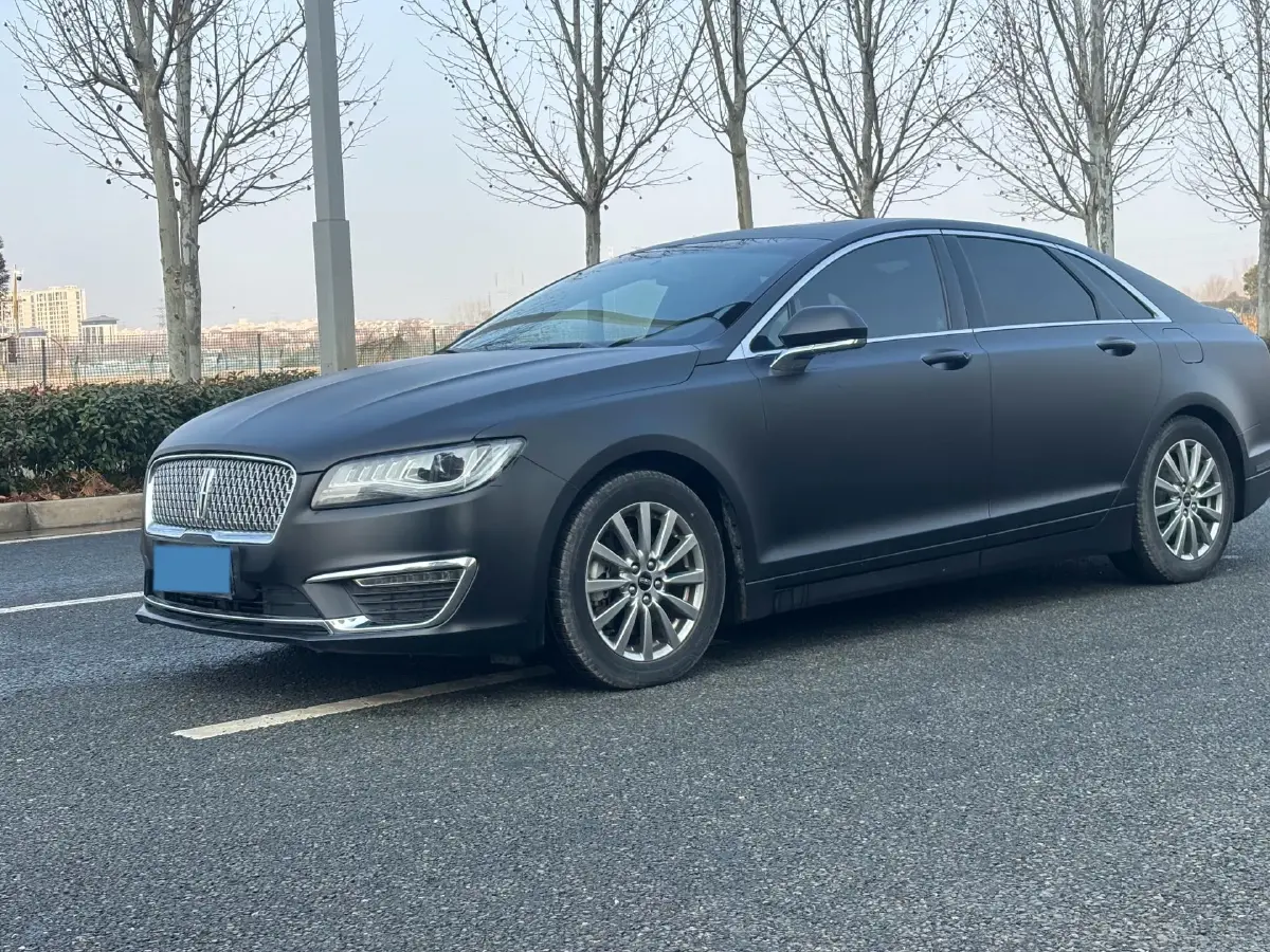 2018 Lincoln MKZ 2.0T 203HP L4 6AT