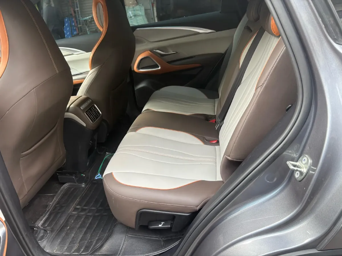 2022 Geely JiaJi 1.5T 177HP L3 7DCT PHEV 15.5KWH,autocango,china used car exporter,china ev exporter,chinese used car exporter,chinese used ev exporter