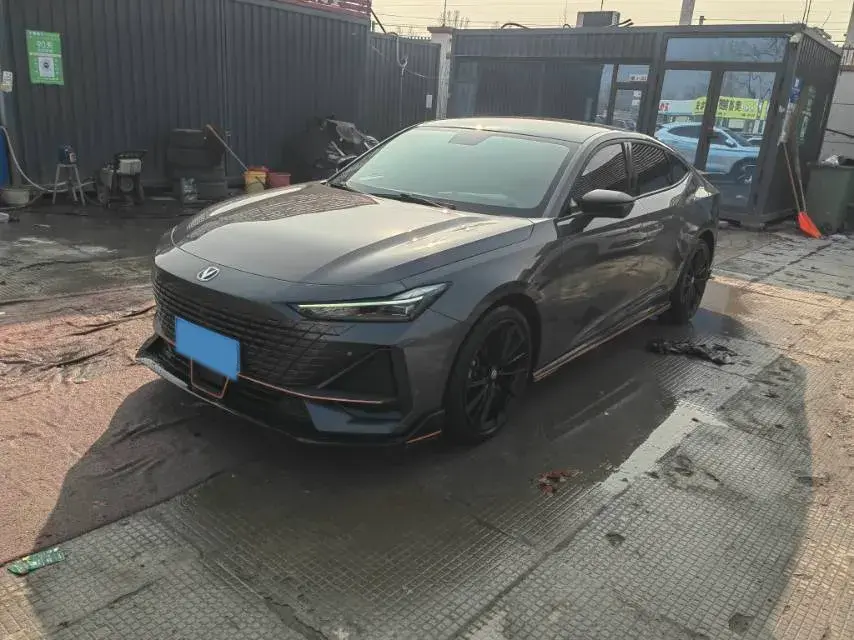 2022 ChangAn UNI-V 1.5T 188HP L4 7DCT