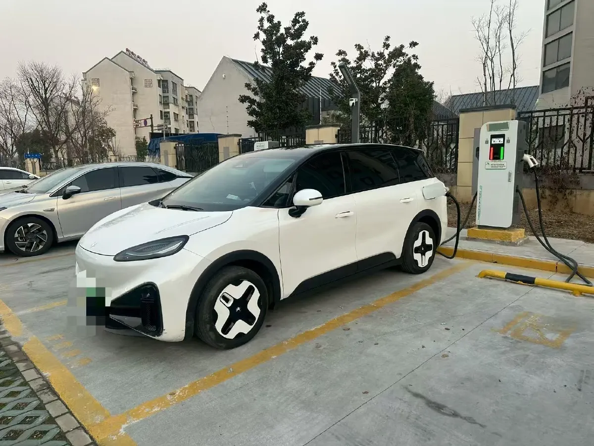 2023 JAC T8 2.0T 170HP L4 8AT,autocango,china used car exporter,china ev exporter,chinese used car exporter,chinese used ev exporter