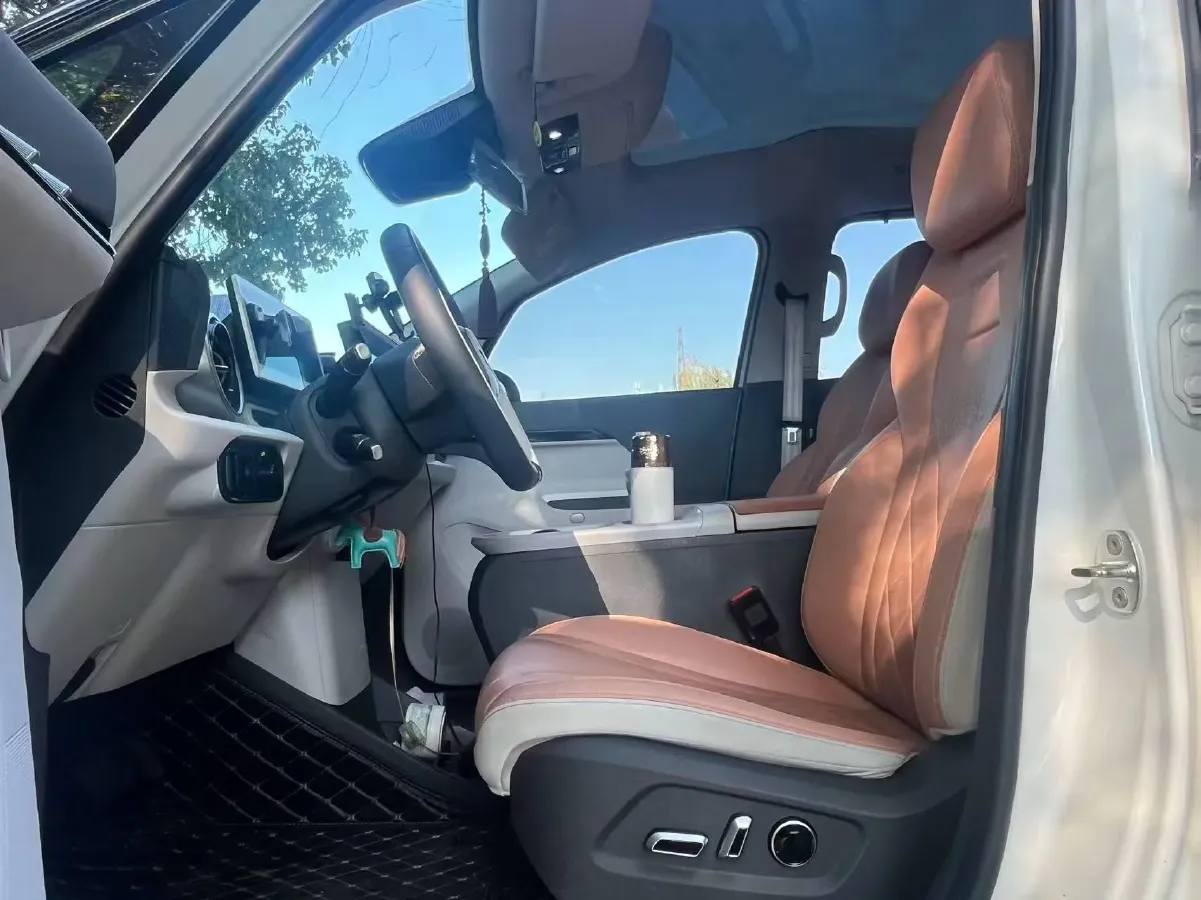 2023 JAC T8 2.0T 170HP L4 8AT,autocango,china used car exporter,china ev exporter,chinese used car exporter,chinese used ev exporter