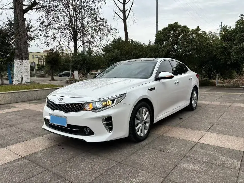 2016 Kia K5 1.6T 180HP L4 7DCT