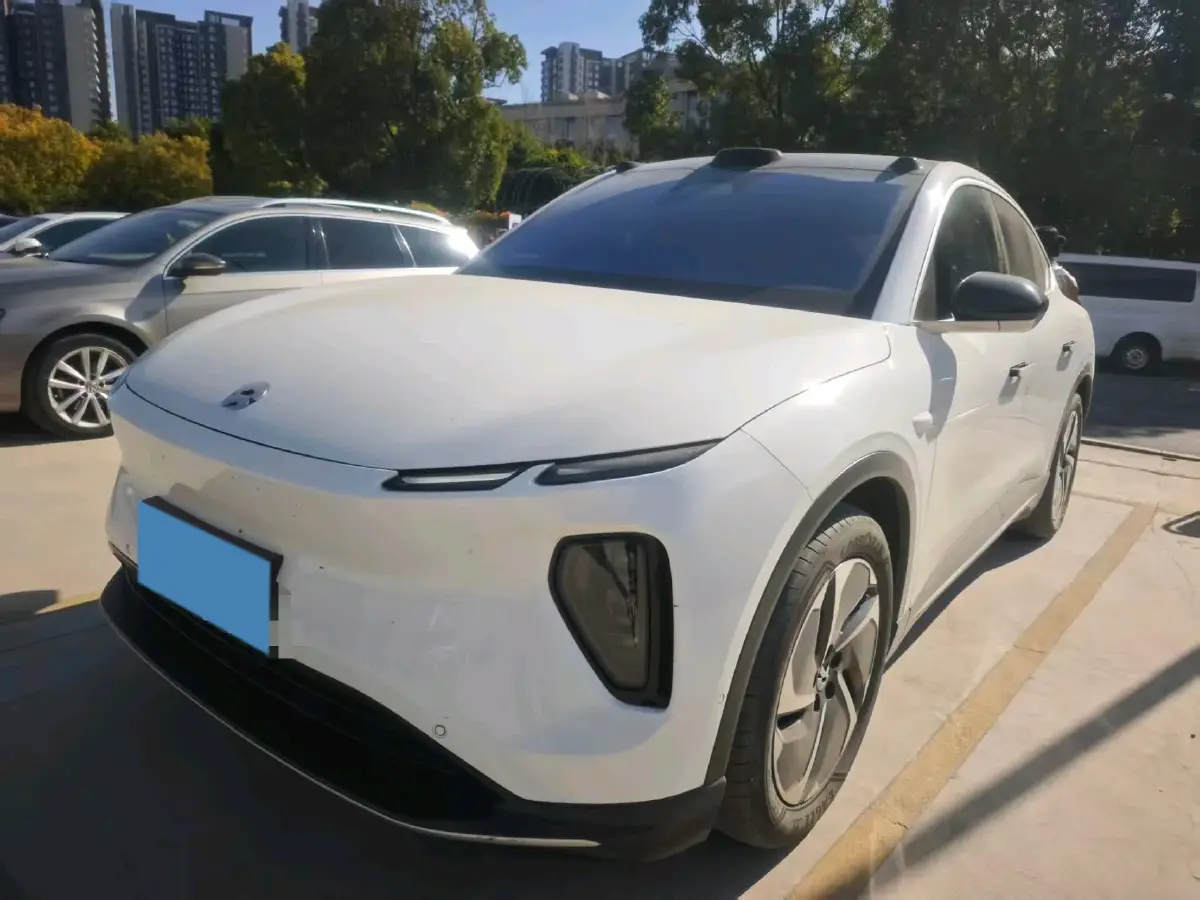 2023 NIO EC6 BEV 75KWH