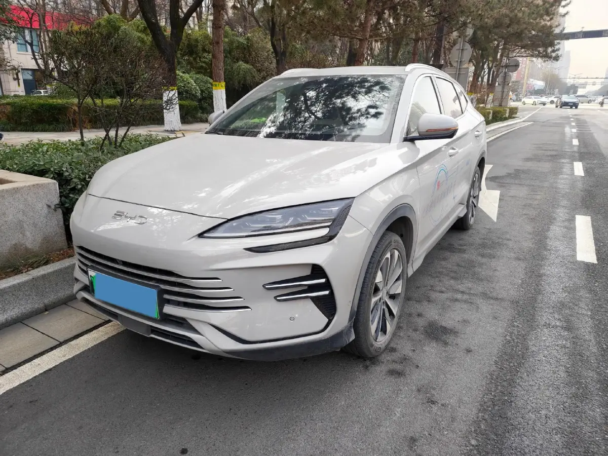 2025 BYD Song Plus 1.5L 101HP L4 E-CVT PHEV 26.6KWH