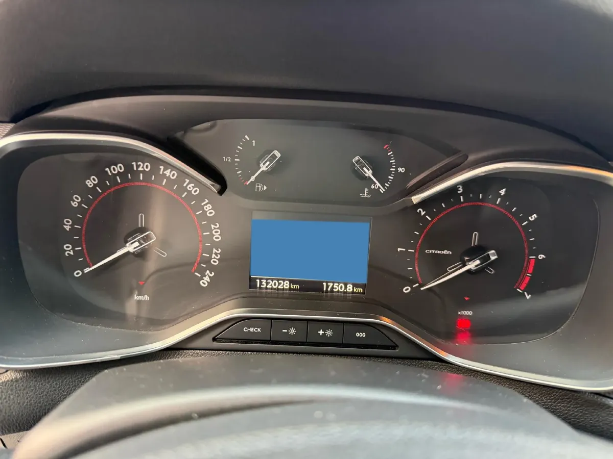 2017 Citroen C5 1.6T 167HP L4 6AT,autocango,china used car exporter,china ev exporter,chinese used car exporter,chinese used ev exporter