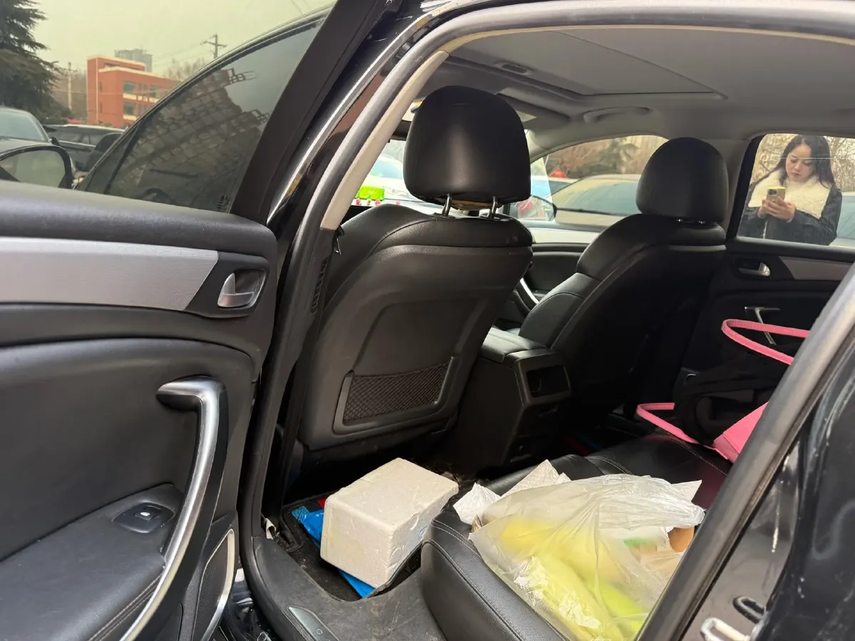 2017 Citroen C5 1.6T 167HP L4 6AT,autocango,china used car exporter,china ev exporter,chinese used car exporter,chinese used ev exporter