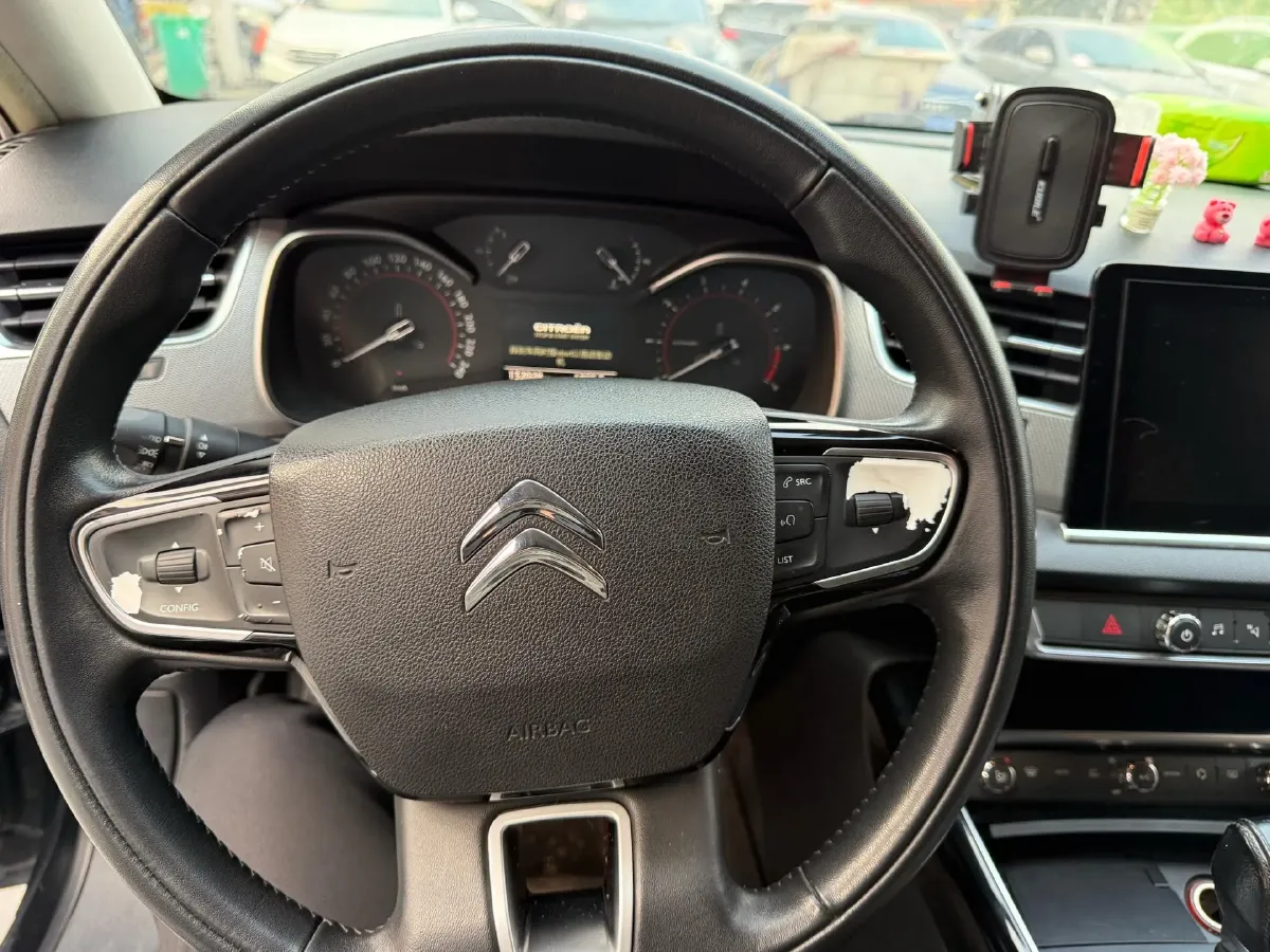 2017 Citroen C5 1.6T 167HP L4 6AT,autocango,china used car exporter,china ev exporter,chinese used car exporter,chinese used ev exporter