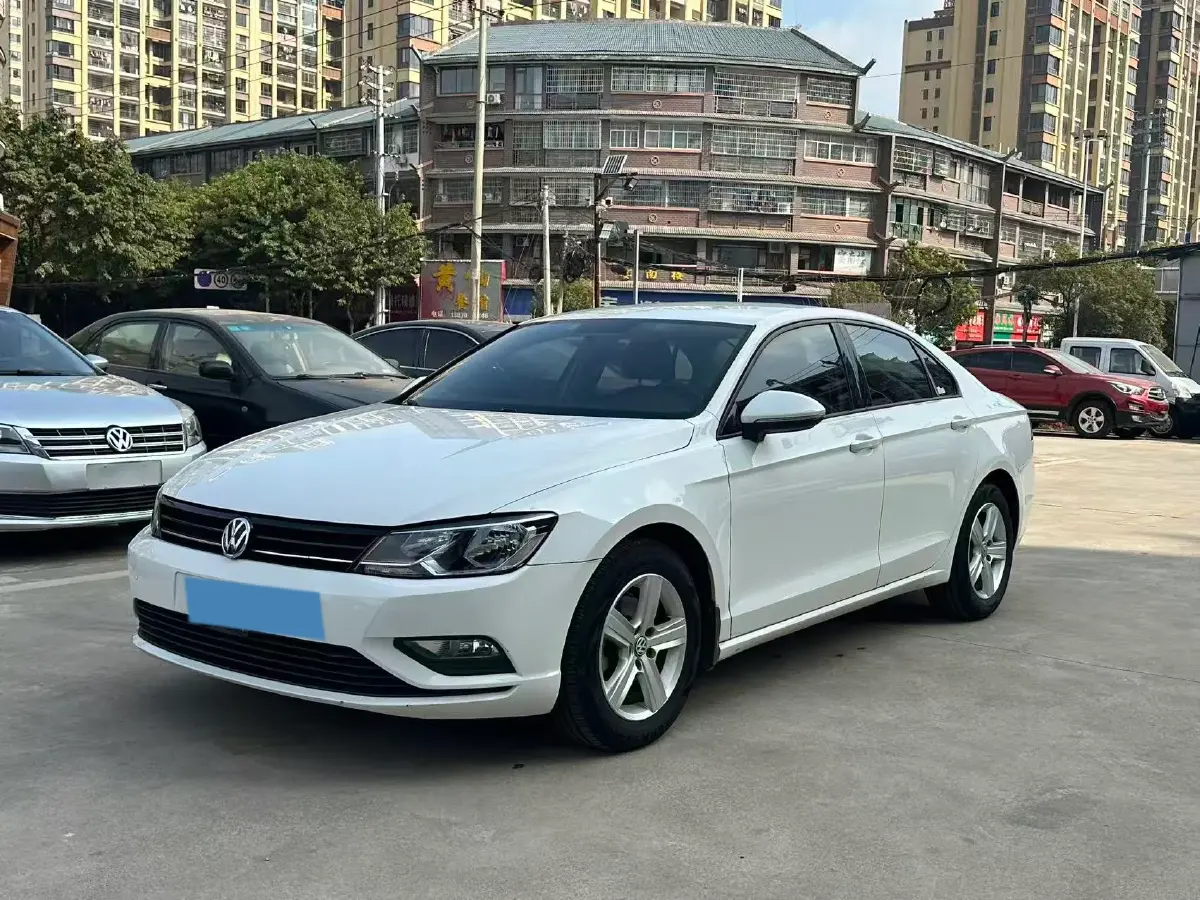 2018 Volkswagen Lamando 1.4T 131HP L4 7DCT