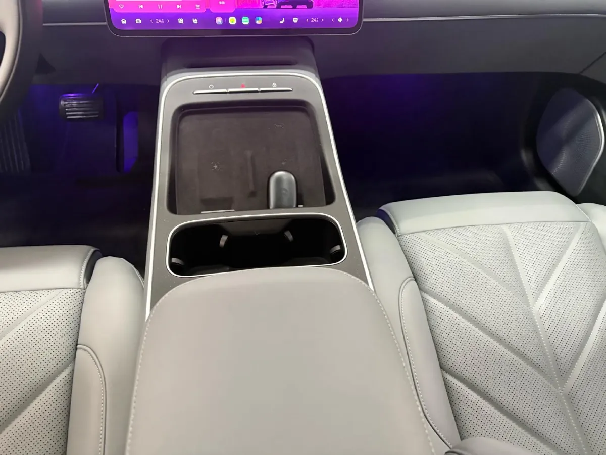 2025 NIO ET5T BEV,autocango,china used car exporter,china ev exporter,chinese used car exporter,chinese used ev exporter