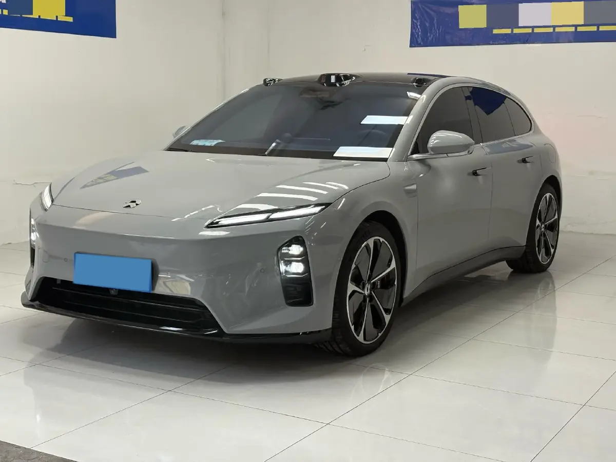2025 NIO ET5T BEV