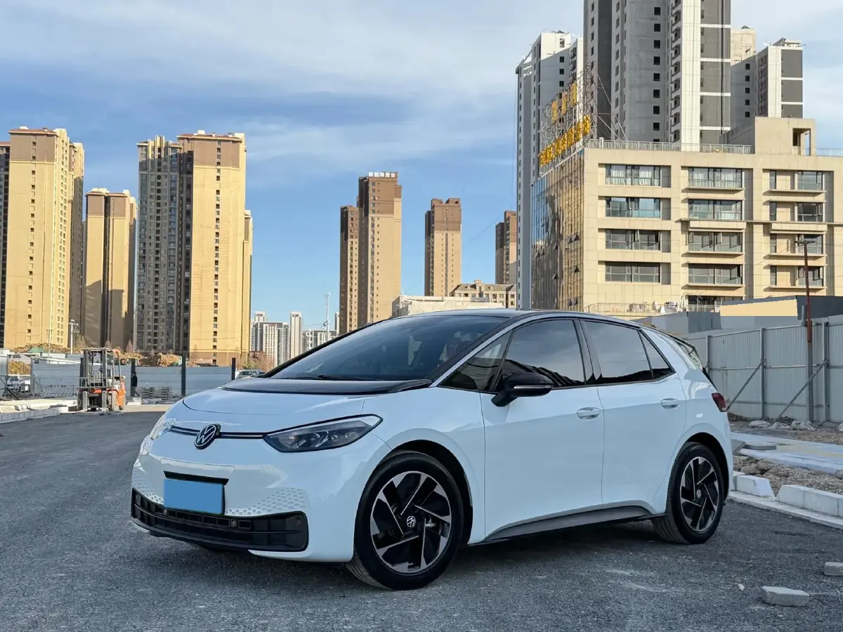 2024 Volkswagen ID.3 BEV 52.8KWH