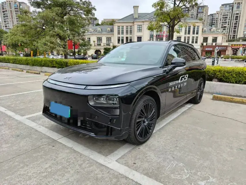 2025 Xpeng G9 BEV 79KWH