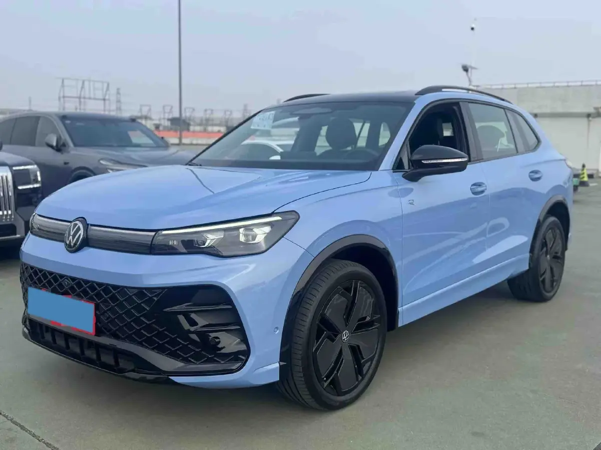 2024 Volkswagen Tiguan L 2.0T 220HP L4 7DCT