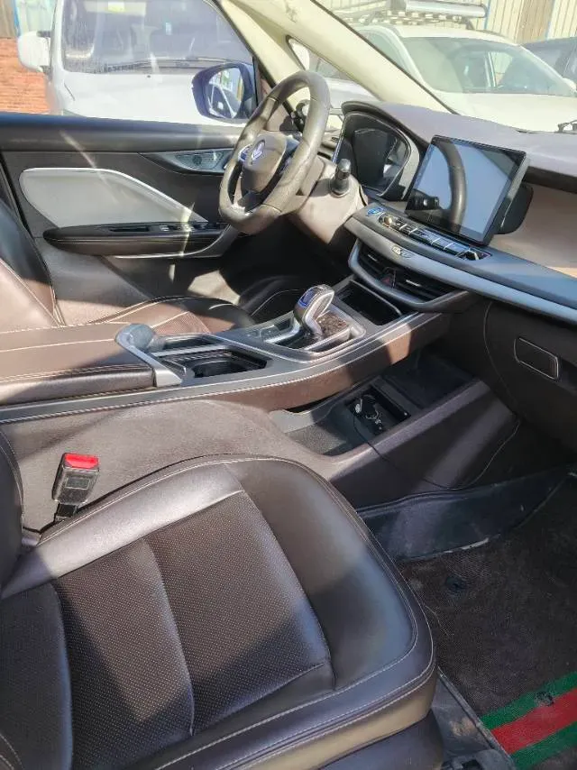 2021 Livan Maple 80v BEV 53KWH,autocango,china used car exporter,china ev exporter,chinese used car exporter,chinese used ev exporter