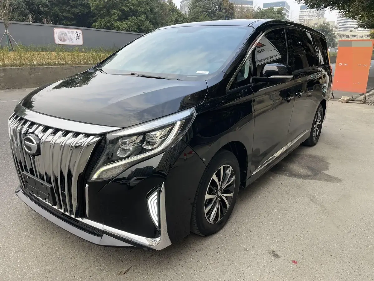 2023 GAC Trumpchi M8 2.0T 252HP L4 8AT