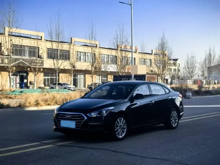 2017 Hyundai Mistra 1.8L 143HP L4 6AT