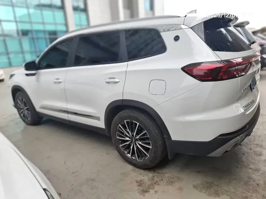 2025 Chery Tiggo 8 PRO 1.6T 197HP L4 7DCT,autocango,china used car exporter,china ev exporter,chinese used car exporter,chinese used ev exporter