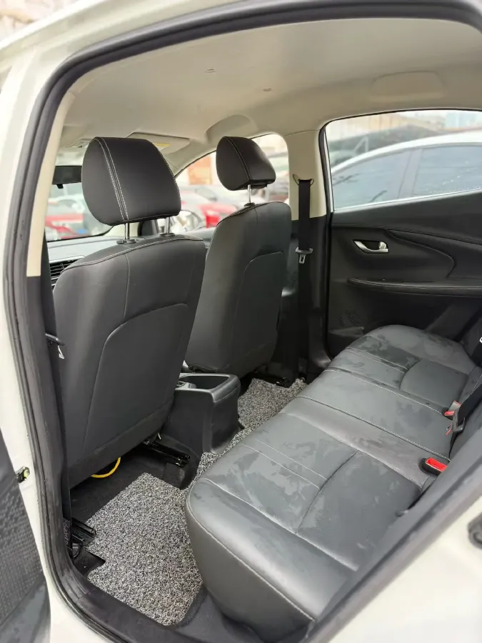 2019 ChangAn Alsvin 1.5L 107HP L4 5DCT,autocango,china used car exporter,china ev exporter,chinese used car exporter,chinese used ev exporter