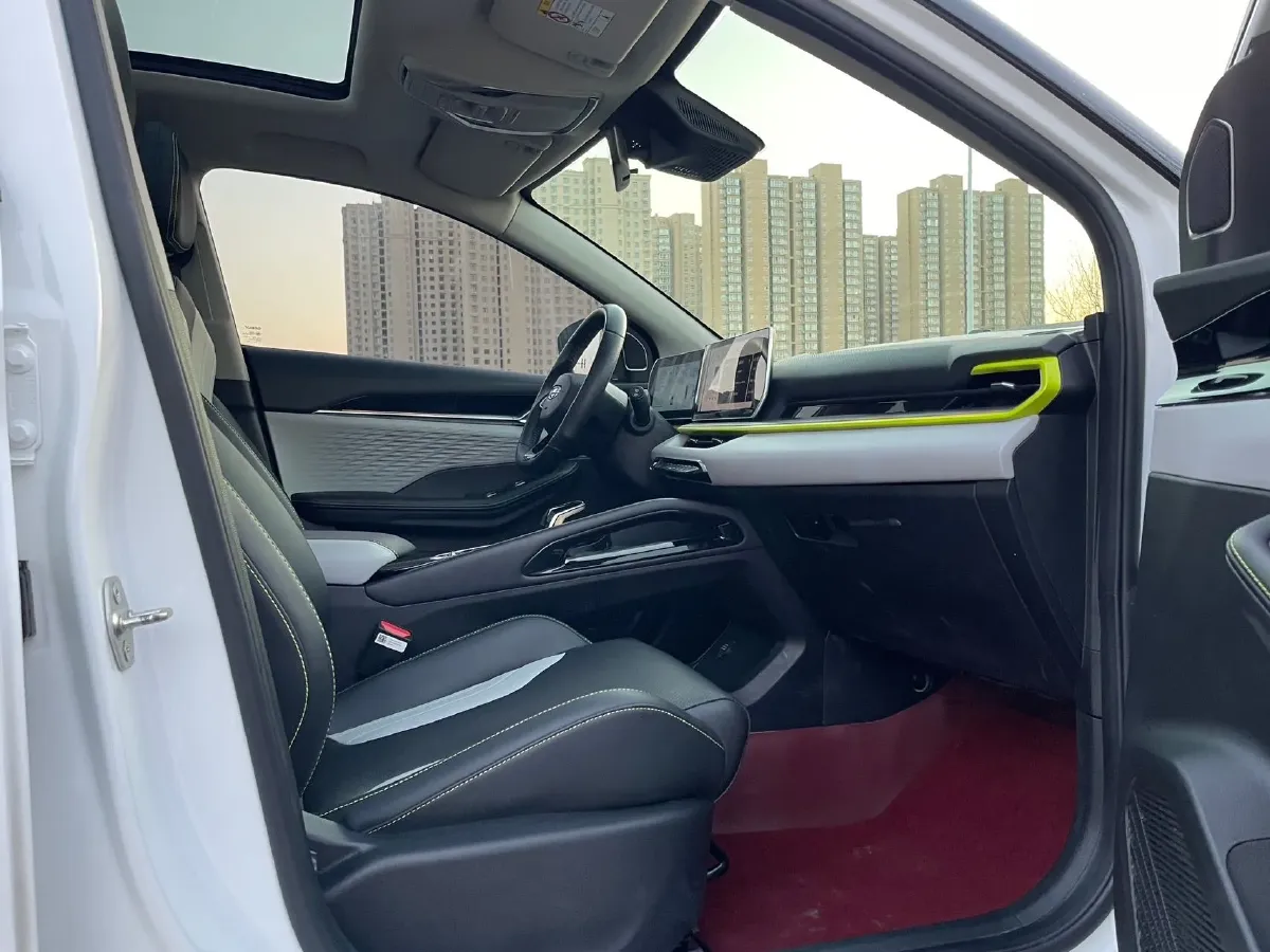 2022 Geely Coolray 1.5T 181HP L4 7DCT,autocango,china used car exporter,china ev exporter,chinese used car exporter,chinese used ev exporter