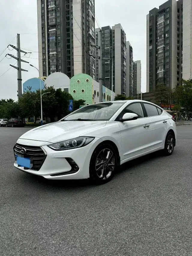 2016 Hyundai Elantra 1.6L 130HP L4 6AT