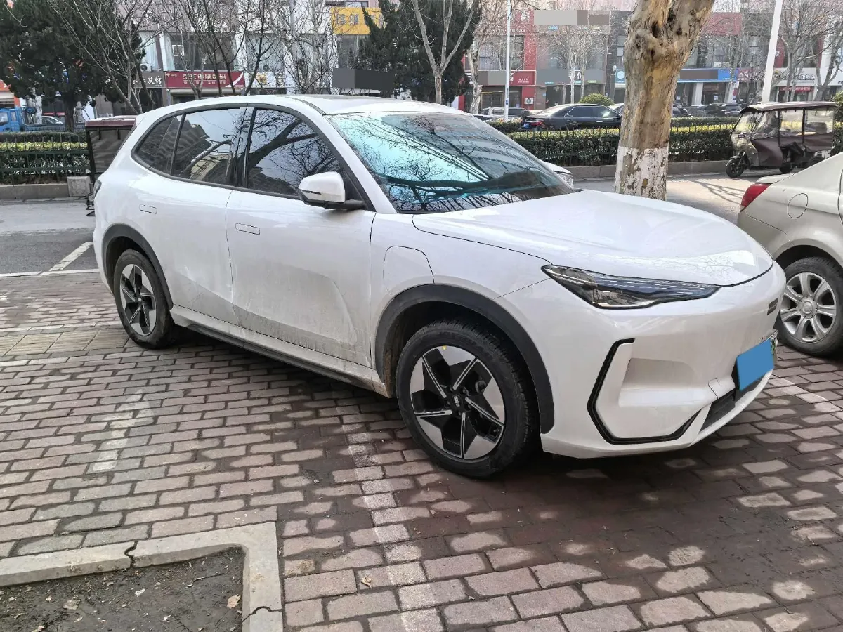 2024 LanDian E5 1.5L 110HP L4 E-CVT PHEV 17.52KWH,autocango,china used car exporter,china ev exporter,chinese used car exporter,chinese used ev exporter