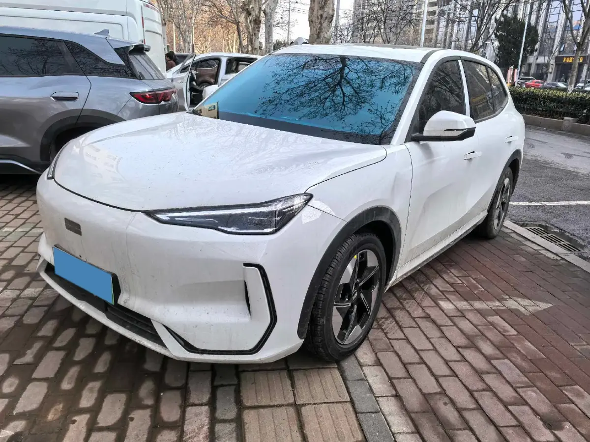 2024 LanDian E5 1.5L 110HP L4 E-CVT PHEV 17.52KWH