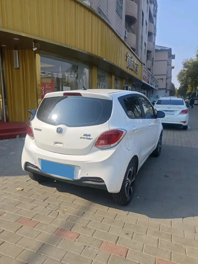 2022 ChangAn BenBen E-Star BEV 31.95KWH,autocango,china used car exporter,china ev exporter,chinese used car exporter,chinese used ev exporter