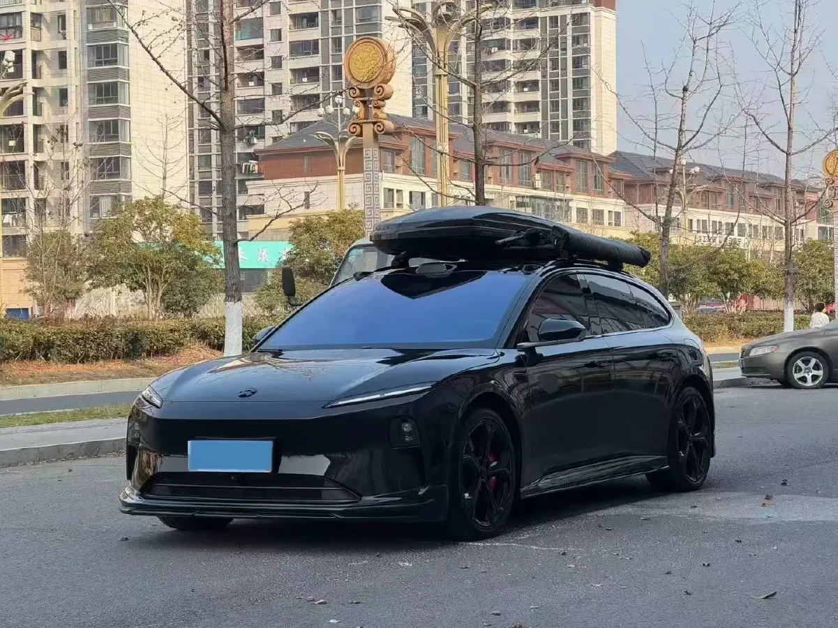 2024 NIO ET5T BEV 75KWH