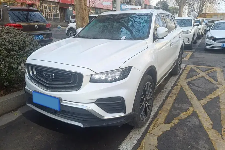 2020 LYNK&CO 02 2.0T 190HP L4 6AT