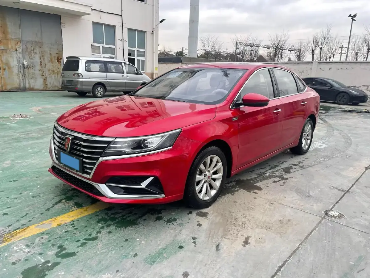2017 Roewe i6 1.0T 125HP L3 2AT PHEV