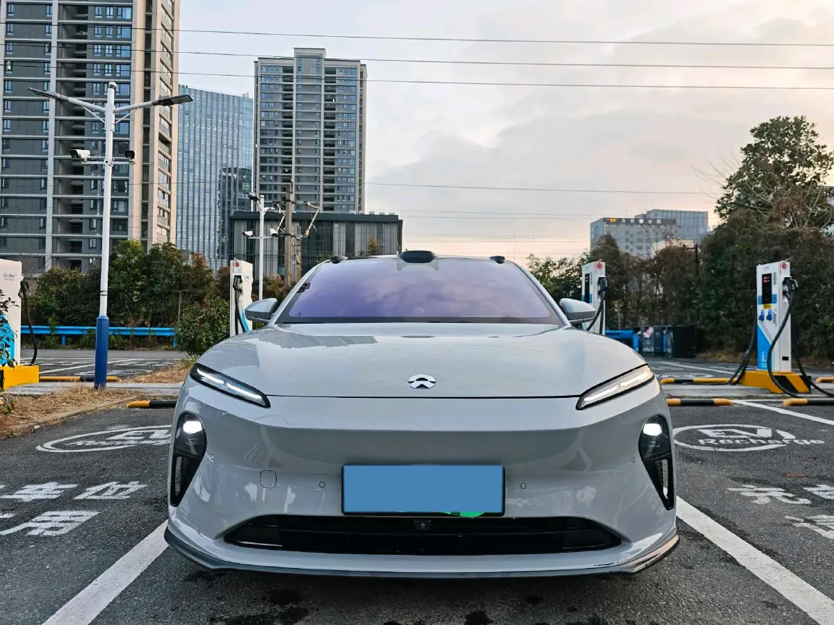 2024 NIO ET5T BEV 75KWH,autocango,china used car exporter,china ev exporter,chinese used car exporter,chinese used ev exporter