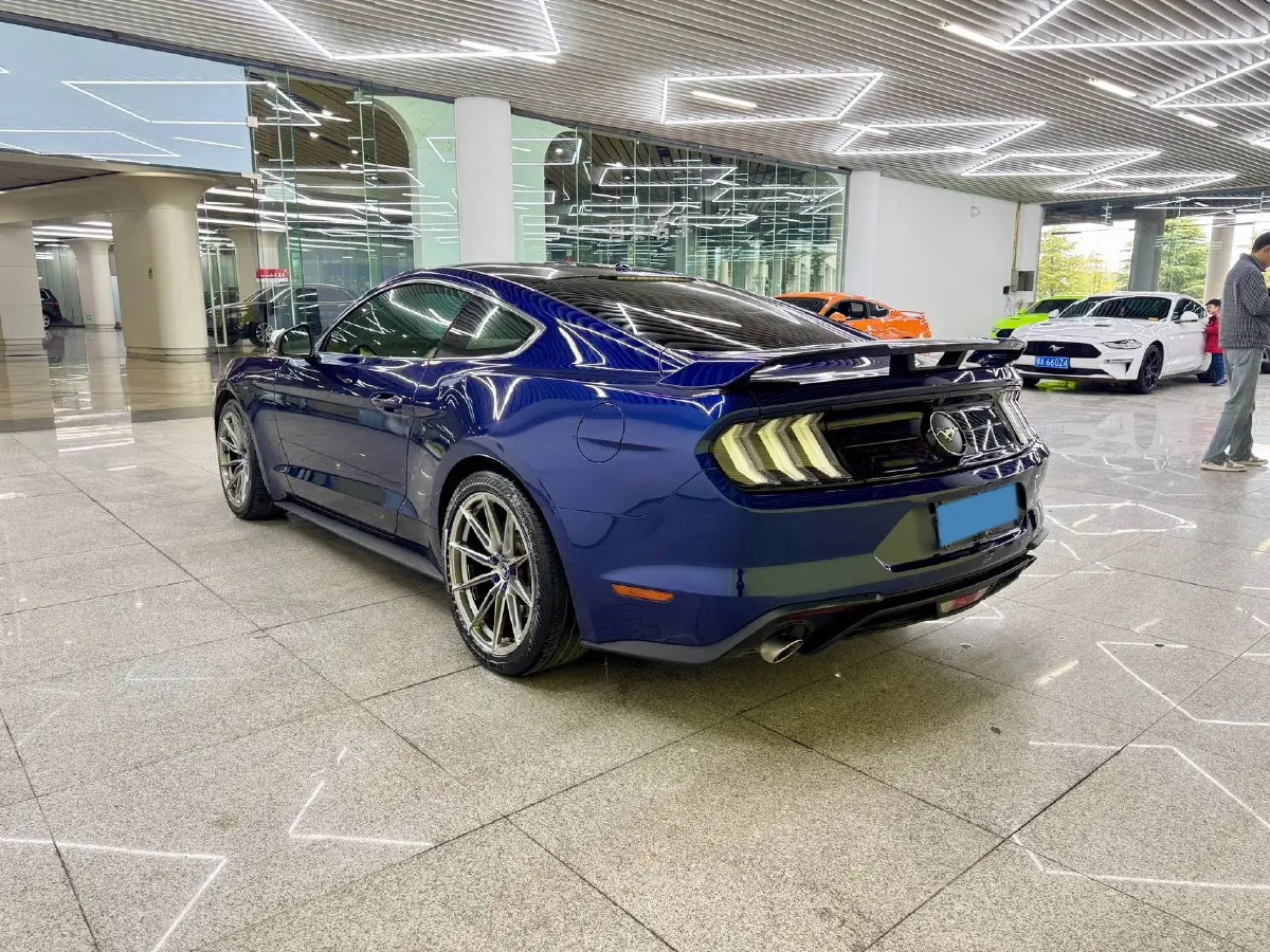 2020 Ford Mustang 2.3T 299HP L4 10AT,autocango,china used car exporter,china ev exporter,chinese used car exporter,chinese used ev exporter