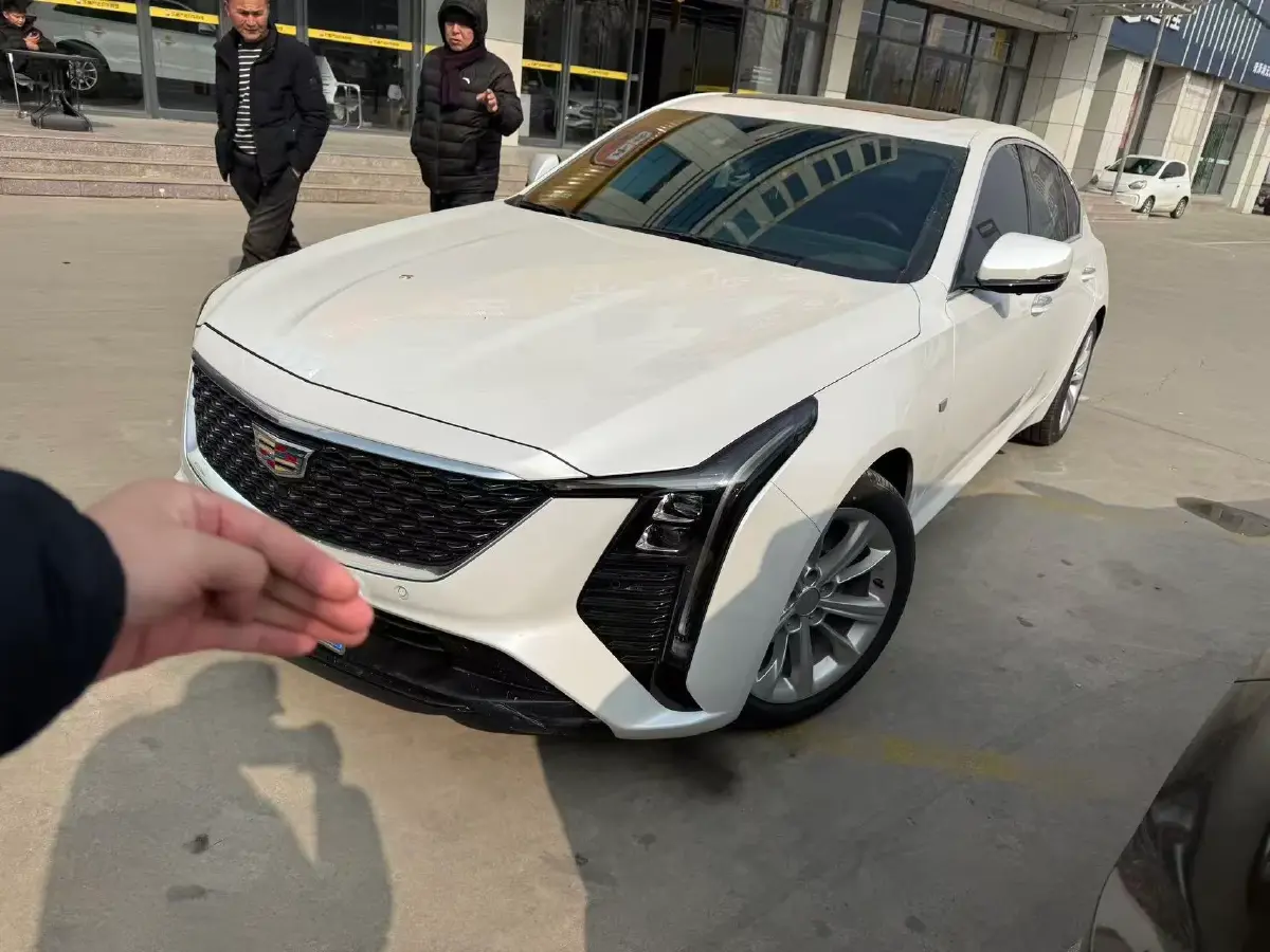 2024 Cadillac CT5 2.0T 237HP L4 10AT