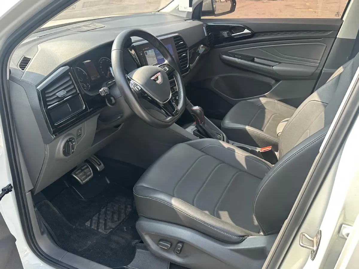 2020 Jetta VS7 1.4T 150HP L4 6AT,autocango,china used car exporter,china ev exporter,chinese used car exporter,chinese used ev exporter