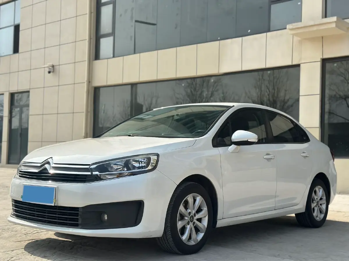 2018 Citroen C4 C-Quatre 1.6L 117HP L4 6AT