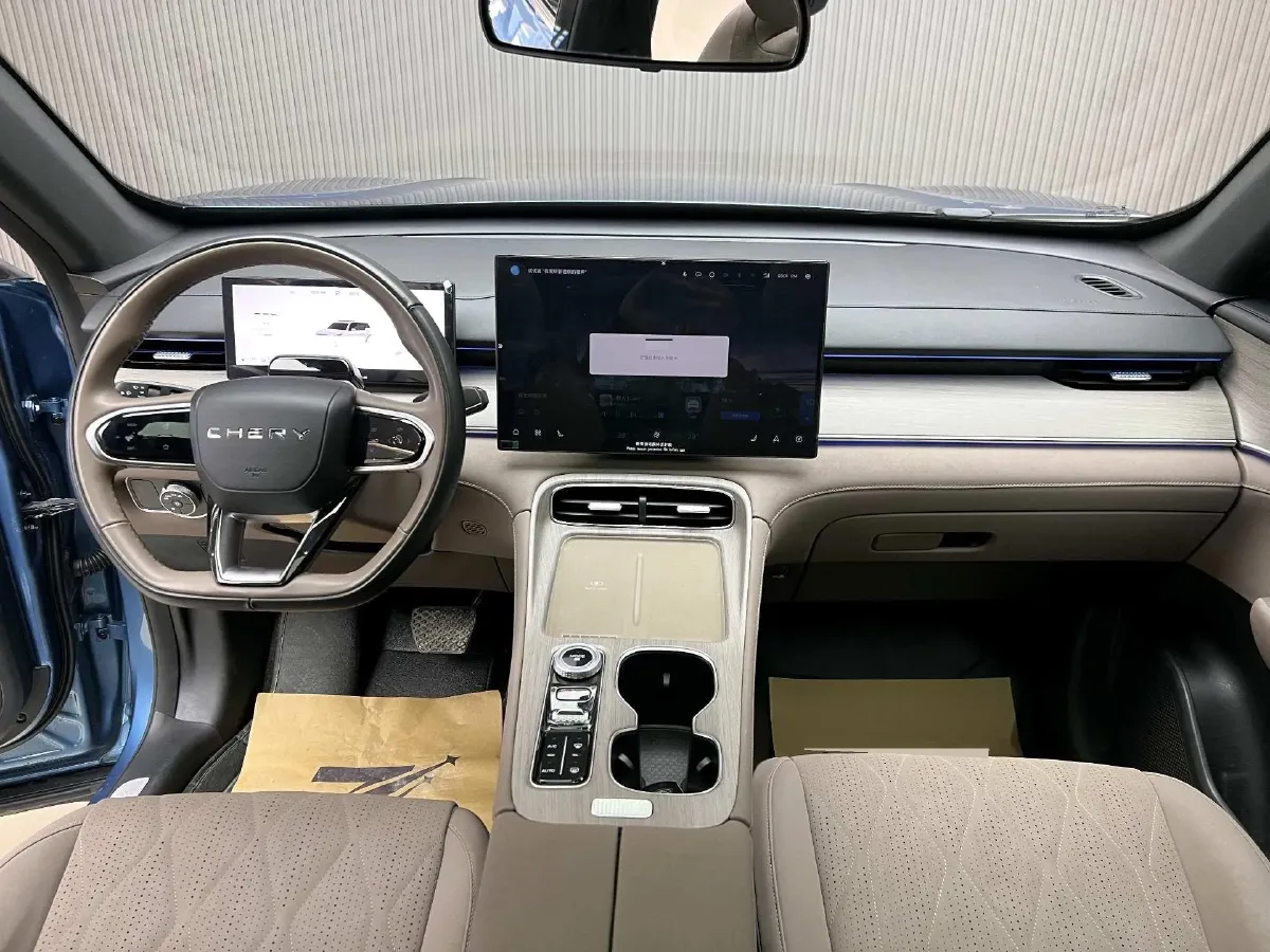 2025 Chery Tiggo8 PLUS C-DM 1.5T 156HP L4 1DHT PHEV,autocango,china used car exporter,china ev exporter,chinese used car exporter,chinese used ev exporter