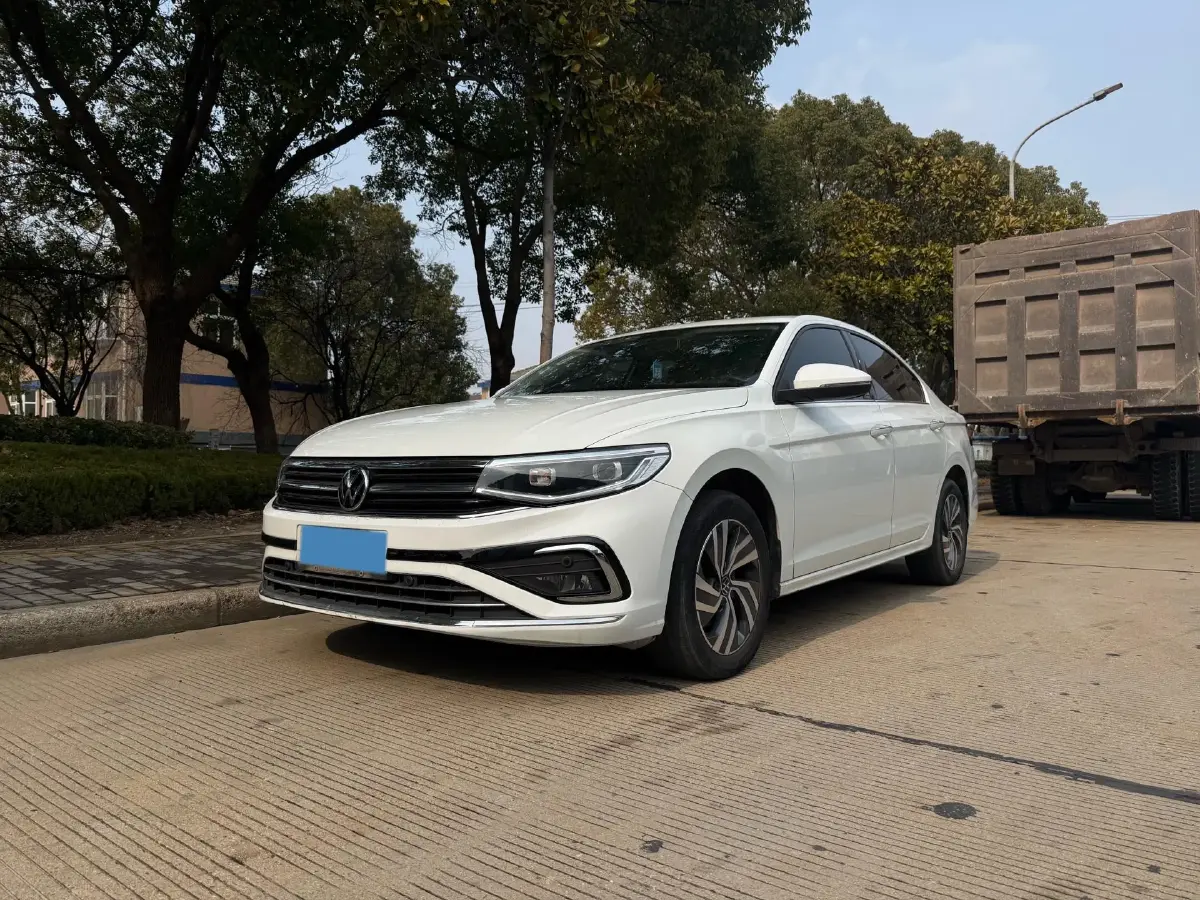 2023 Volkswagen Bora 1.2T 116HP L4 7DCT