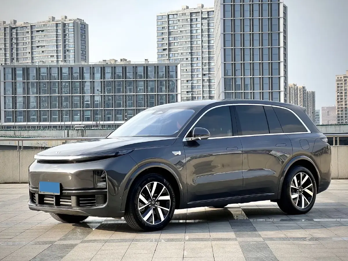 2023 Li L8 Range Extended 154HP REEV 40.9KWH