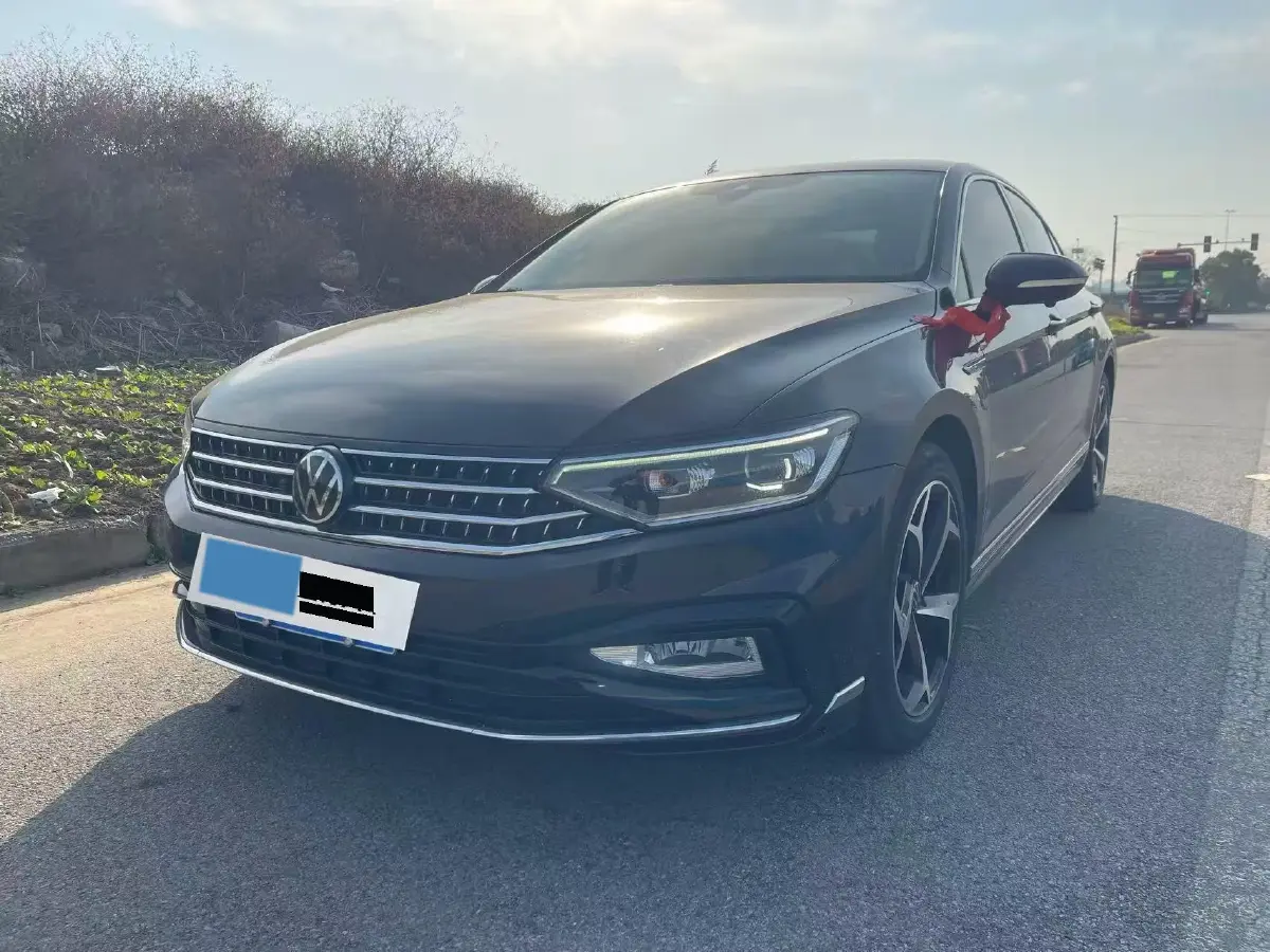 2023 Volkswagen Magotan 2.0T 186HP L4 7DCT