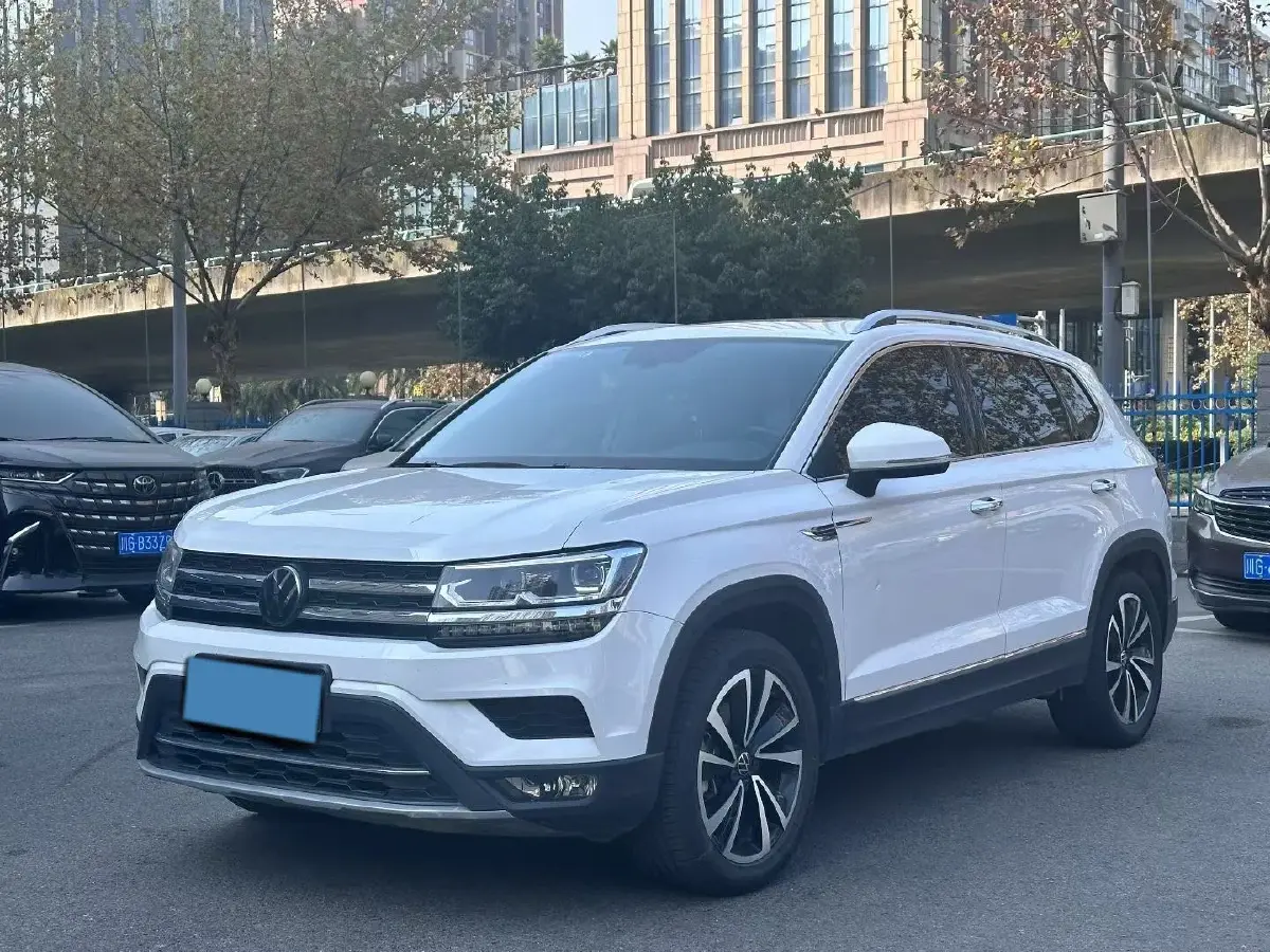 2022 Volkswagen Tharu 2.0T 186HP L4 7DCT