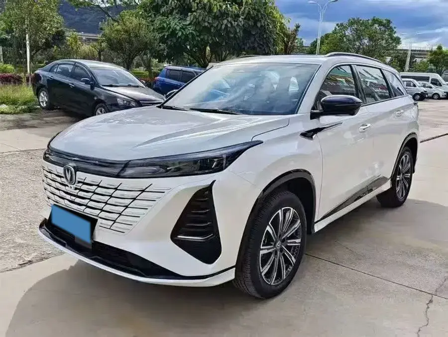 2023 ChangAn CS75 Plus 1.5T 188HP L4 8AT