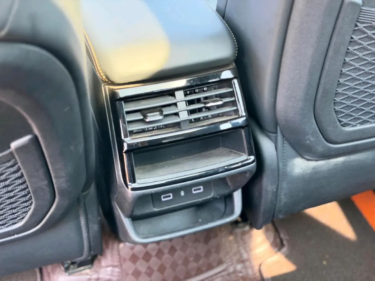 2023 Chery Tiggo 9 2.0T 261HP L4 8AT,autocango,china used car exporter,china ev exporter,chinese used car exporter,chinese used ev exporter