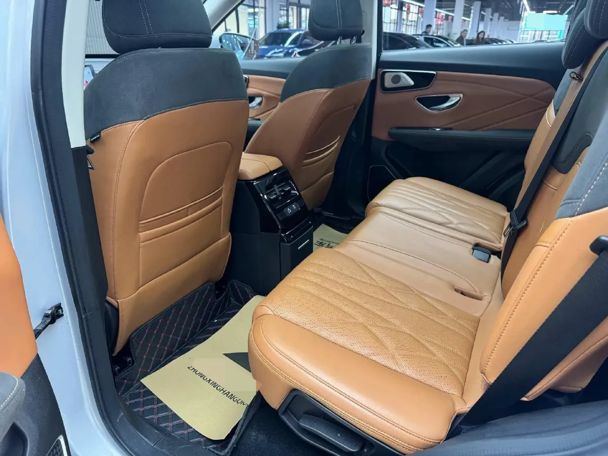 2024 Jetour ShanHai L7 1.5T 156HP L4 2DHT PHEV 19.43KWH,autocango,china used car exporter,china ev exporter,chinese used car exporter,chinese used ev exporter