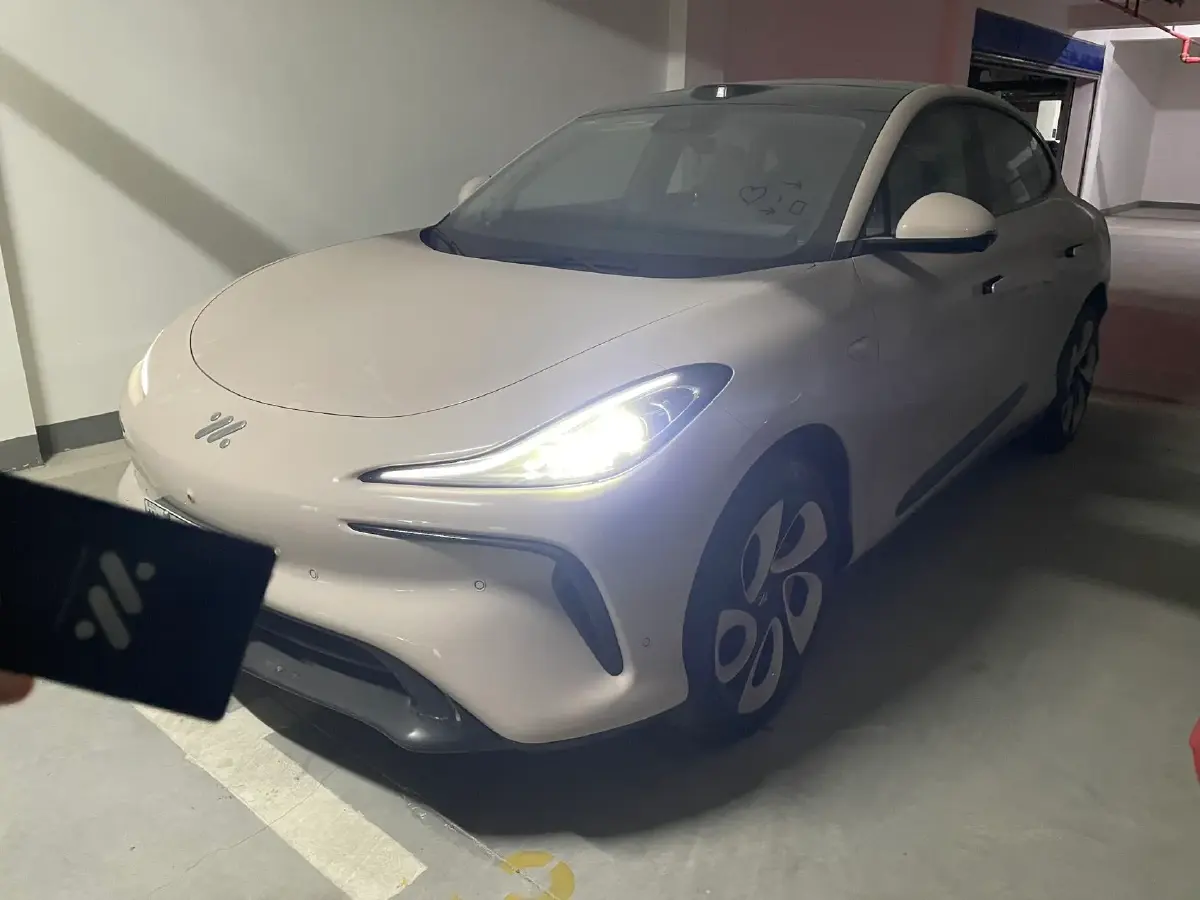 2023 IM LS6 BEV 71KWH