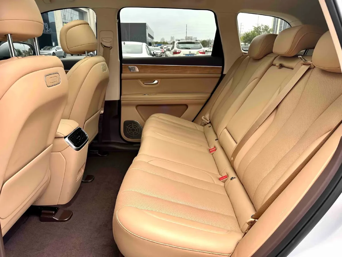 2024 Jaguar E-PACE 1.5T 200HP L3 8AT,autocango,china used car exporter,china ev exporter,chinese used car exporter,chinese used ev exporter