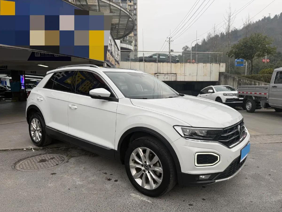 2022 Volkswagen T-Roc 1.4T 150HP L4 7DCT,autocango,china used car exporter,china ev exporter,chinese used car exporter,chinese used ev exporter