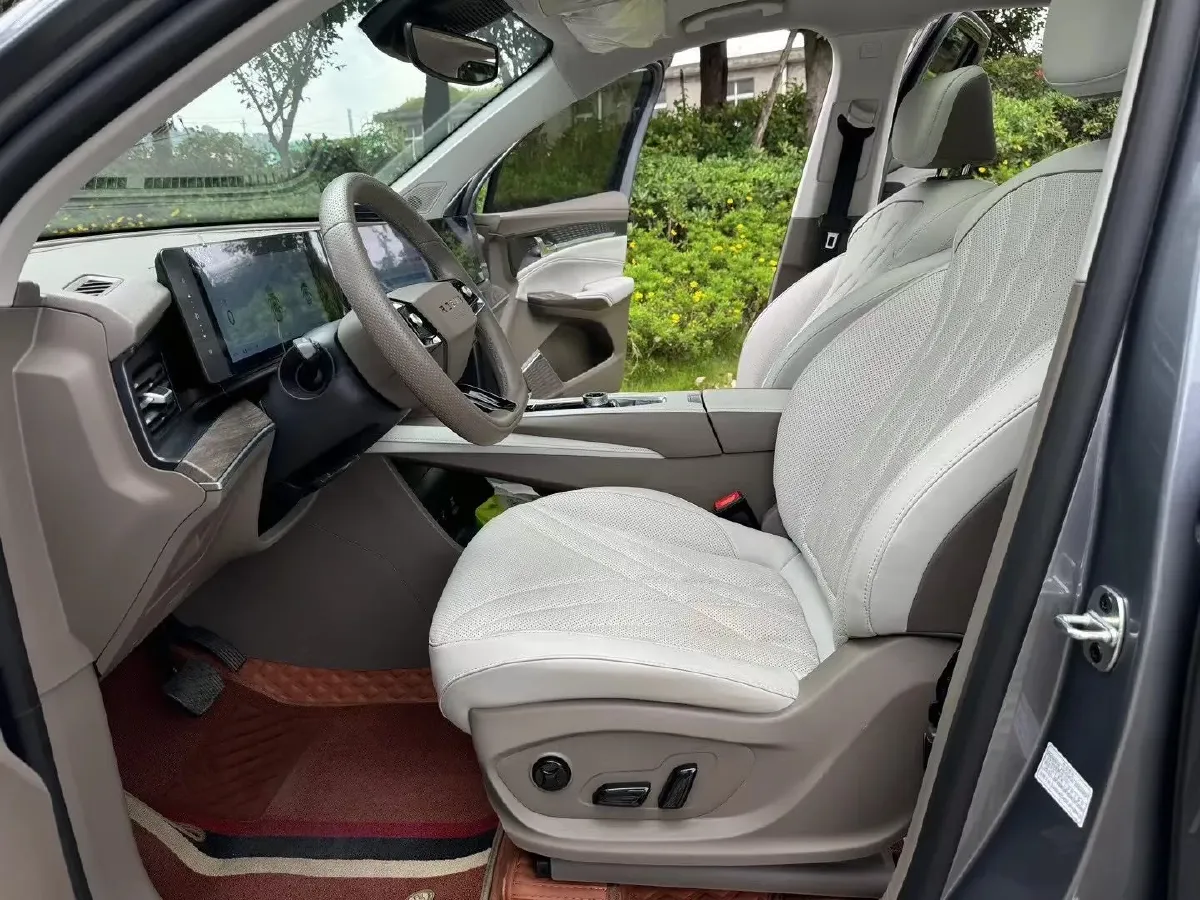 2023 Roewe RX9 2.0T 242HP L4 9AT,autocango,china used car exporter,china ev exporter,chinese used car exporter,chinese used ev exporter