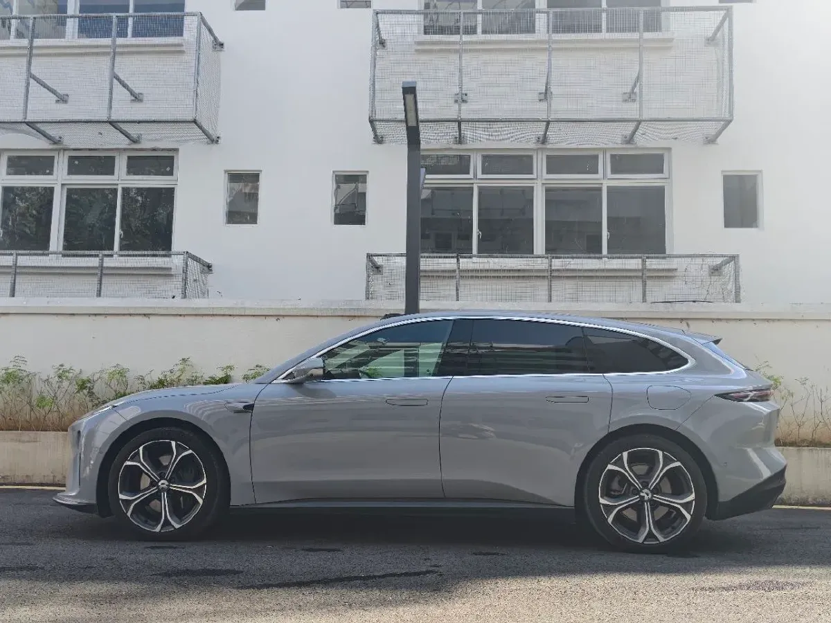 2024 NIO ET5T BEV 75KWH,autocango,china used car exporter,china ev exporter,chinese used car exporter,chinese used ev exporter