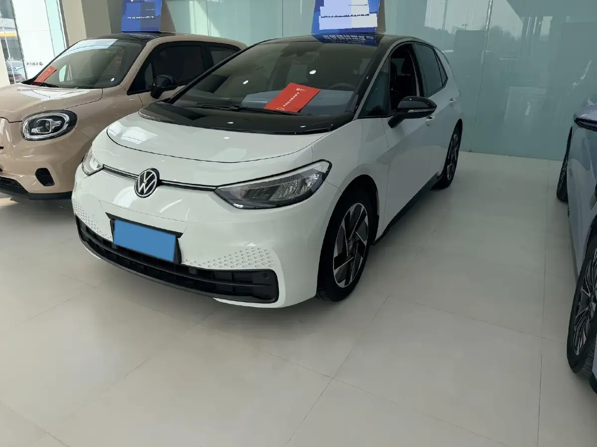 2024 Volkswagen ID.3 BEV 52.8KWH